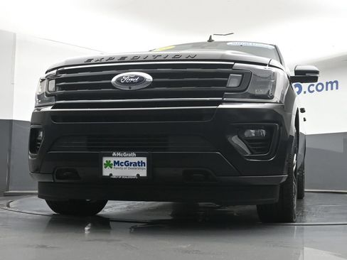 Used 2021 Ford Expedition Limited AWD/4WD image 7