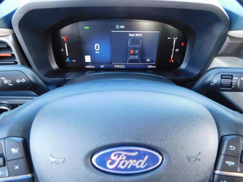 Used 2026 Ford Maverick Lariat w/ 4K Tow Package AWD/4WD image 32