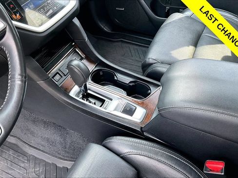 Used 2023 Subaru Ascent Touring AWD/4WD image 15