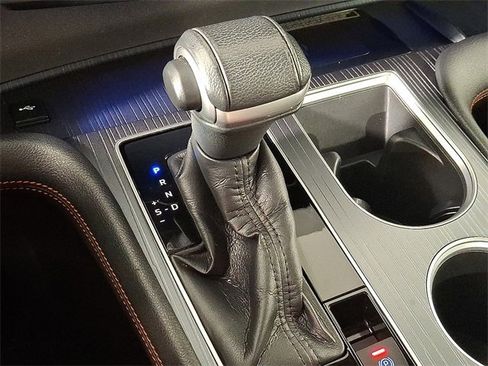 Used 2021 Toyota Sienna XSE w/ XSE Plus Package image 18