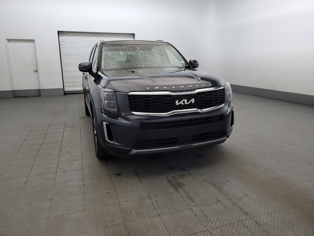 Used 2022 Kia Telluride EX w/ EX Premium Package FWD image 14