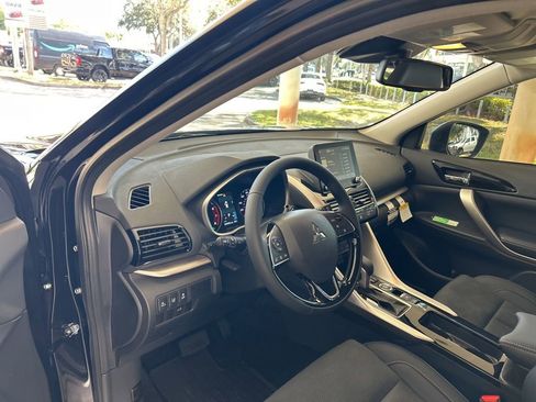 New 2026 Mitsubishi Eclipse Cross SE image 6
