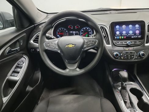 Used 2023 Chevrolet Malibu LT image 16