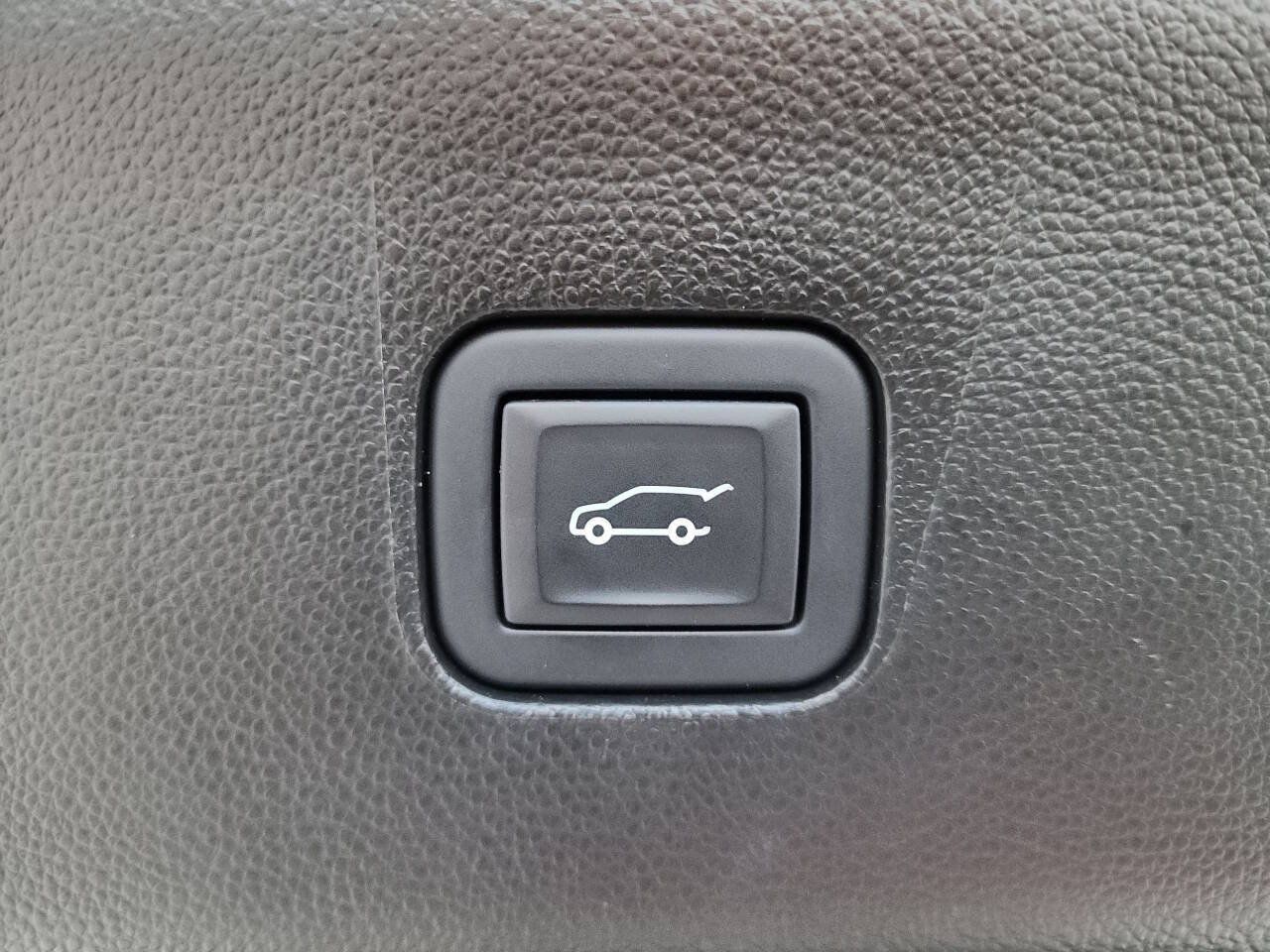 Used 2024 Buick Enclave Essence w/ Experience Buick Package AWD/4WD image 24