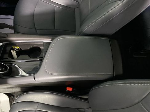 Certified 2021 Buick Enclave Essence w/ Sound and Sites Package FWD image 20