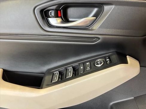 Certified 2025 Honda Accord SE image 14