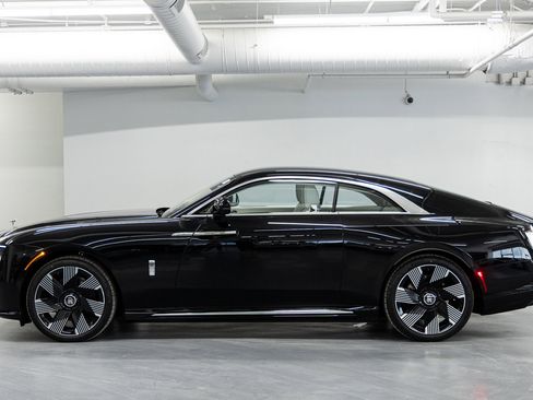 New 2026 Rolls-Royce Spectre image 2