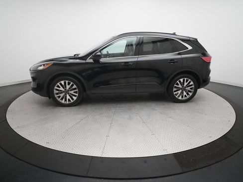 Used 2022 Ford Escape Titanium w/ Class II Trailer Tow Package image 24