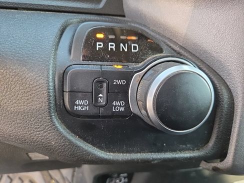 Used 2019 RAM 1500 Tradesman AWD/4WD image 10