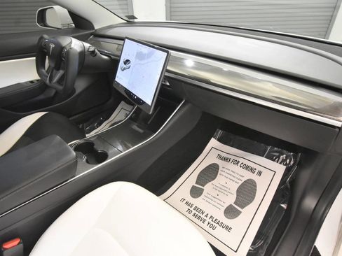 Used 2019 Tesla Model 3 Performance AWD/4WD image 16