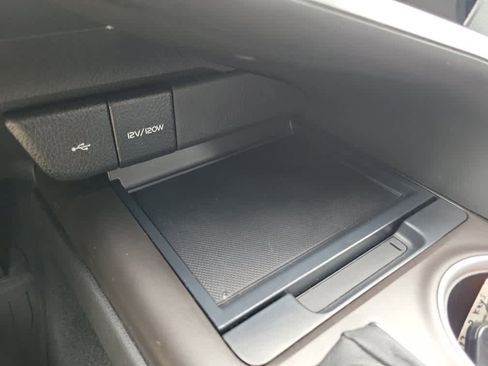 Used 2022 Toyota Camry LE w/ Convenience Package image 15