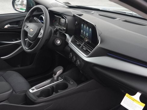 New 2026 Chevrolet Trax LS w/ LS Convenience Package image 29