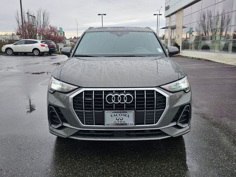 Used 2020 Audi Q3 2.0T Premium w/ Convenience Package image 2