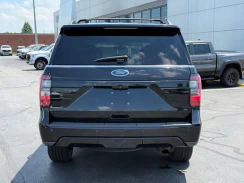 Used 2019 Ford Expedition Limited w/ Equipment Group 303A AWD/4WD image 4