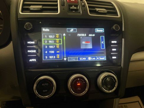 Used 2018 Subaru Forester 2.5i Premium w/ All-Weather Package image 26