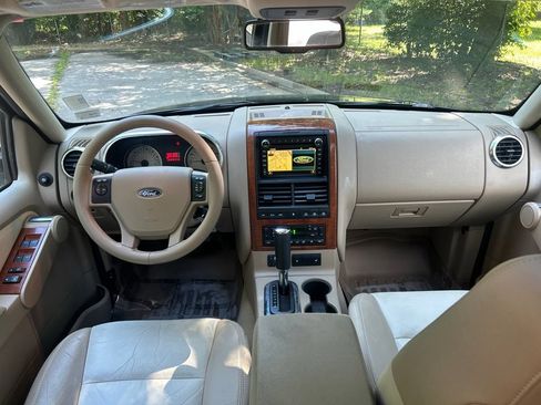 Used 2010 Ford Explorer Eddie Bauer AWD/4WD image 27