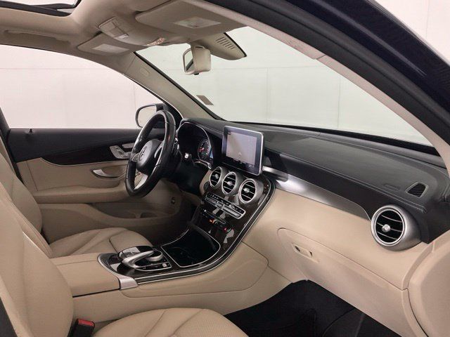 Used 2016 Mercedes-Benz GLC 300 4MATIC image 30