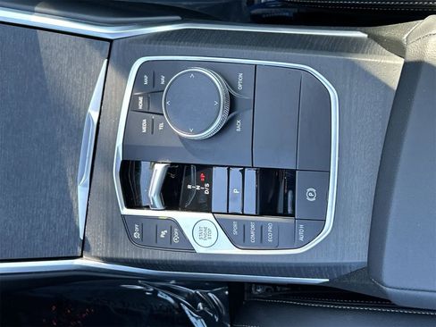 Used 2025 BMW 330i xDrive Sedan image 17