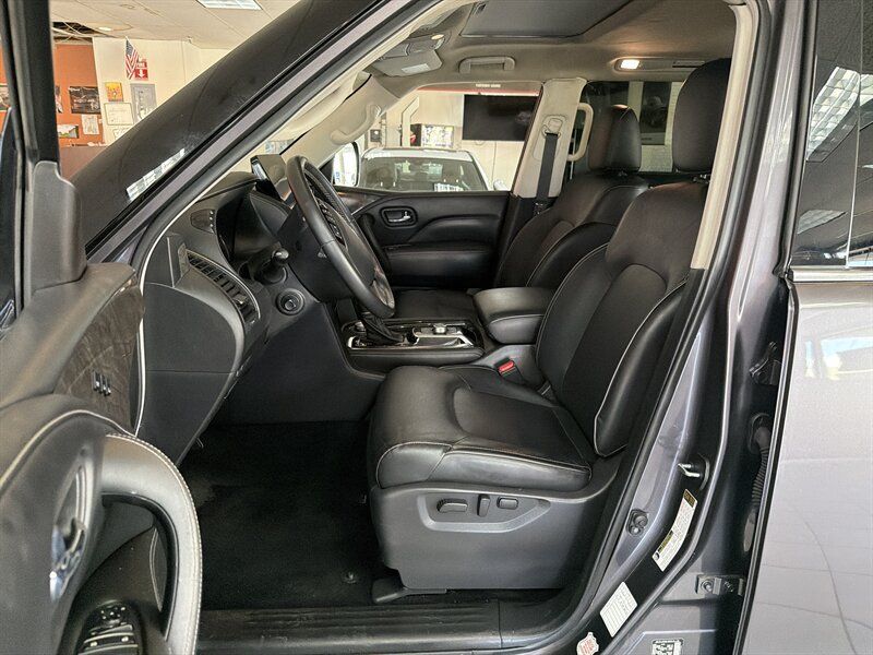 Used 2024 INFINITI QX80 Luxe AWD/4WD image 9