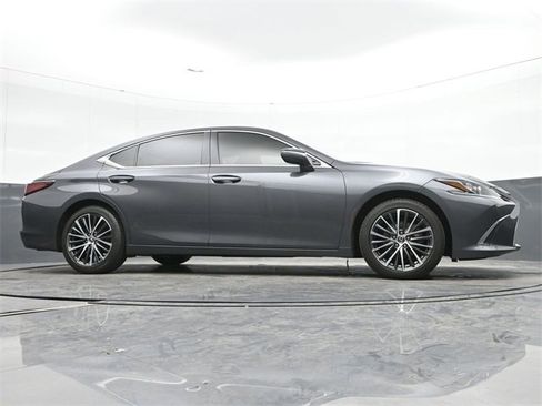 Certified 2022 Lexus ES 350 w/ Premium Package image 34