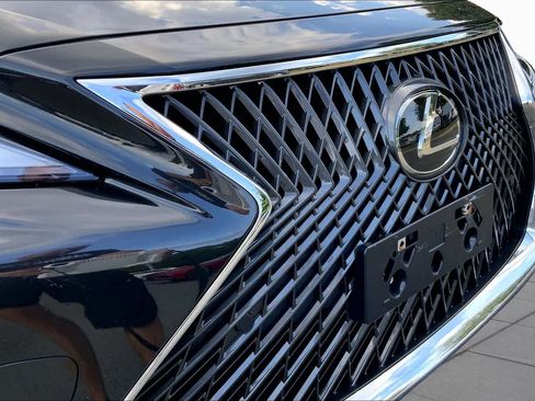 Certified 2022 Lexus LS 500 AWD w/ Interior Upgrade Package image 30