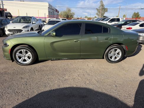 Used 2022 Dodge Charger SXT image 8