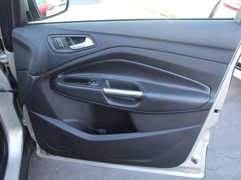 Used 2018 Ford Escape SEL FWD image 19