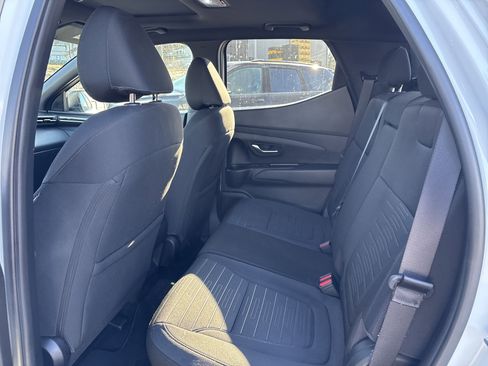 Used 2022 Hyundai Santa Cruz SEL Premium image 33