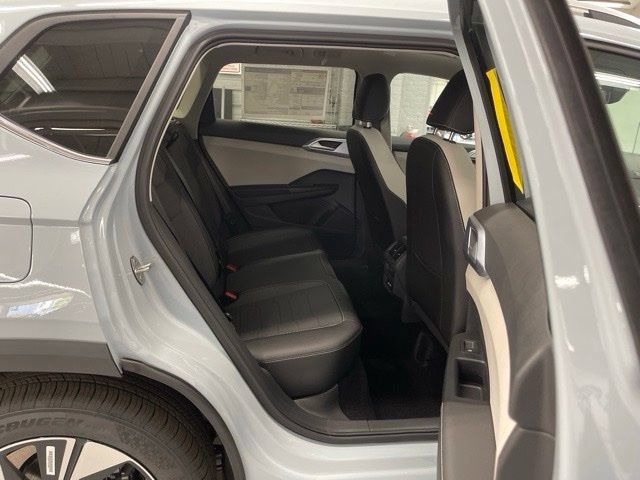 New 2027 Volkswagen Taos SE AWD/4WD image 10