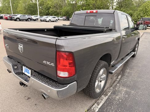 Used 2017 RAM 1500 Big Horn AWD/4WD image 3