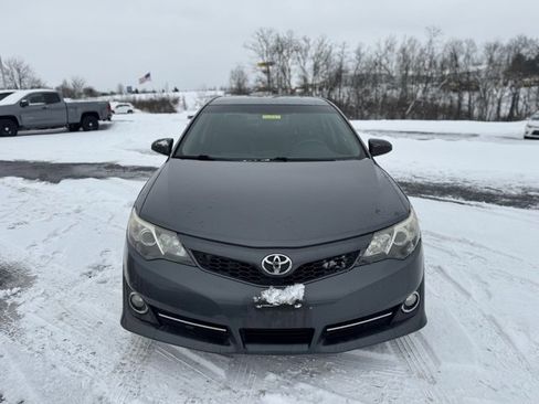 Used 2012 Toyota Camry SE image 8