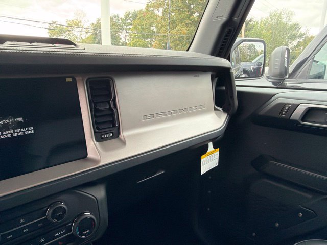 New 2026 Ford Bronco Outer Banks AWD/4WD image 19