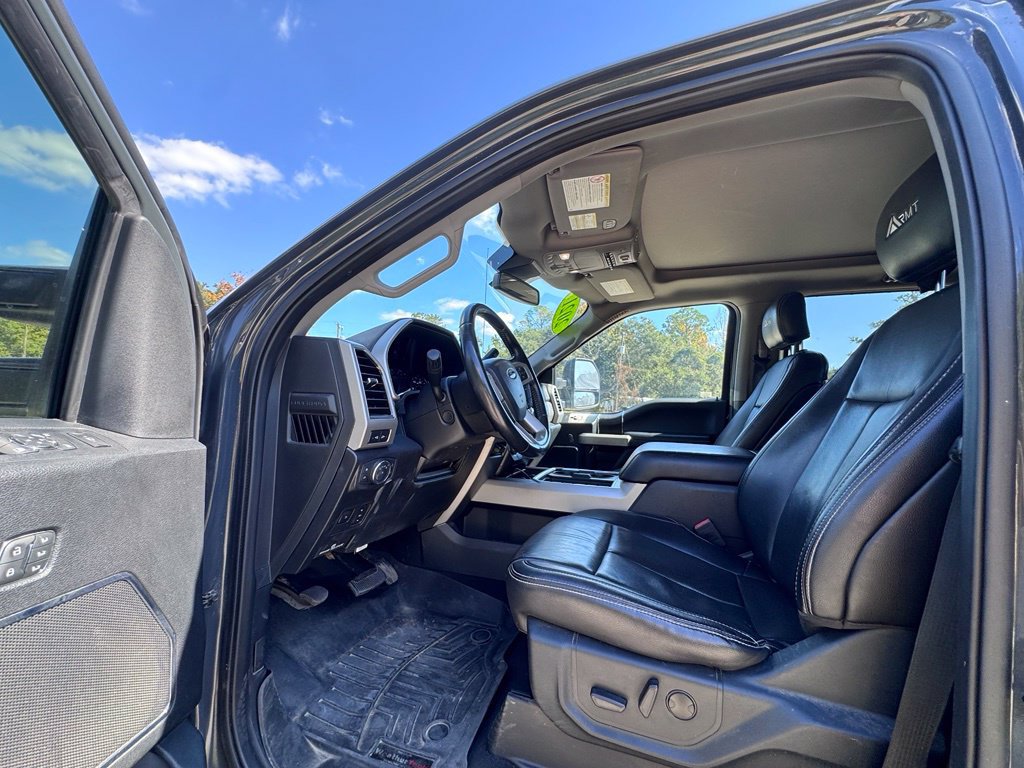 Used 2021 Ford F350 Lariat w/ Lariat Ultimate Package AWD/4WD image 17