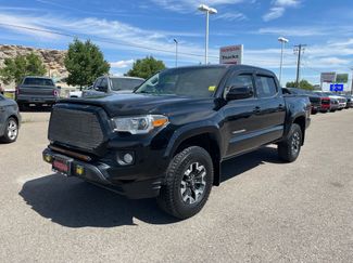 Used 2017 Toyota Tacoma SR5 w/ Tow Package image 1