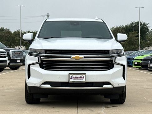 Used 2023 Chevrolet Tahoe LT AWD/4WD image 2