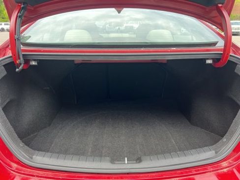 Used 2017 Hyundai Elantra SE FWD image 14
