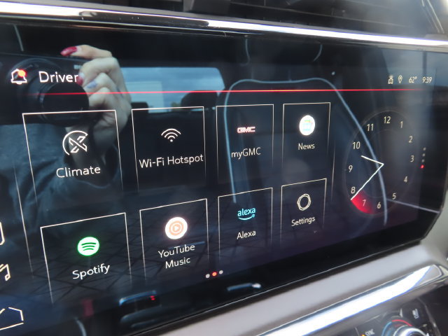 Certified 2023 GMC Sierra 1500 AT4X w/ AT4X AEV Edition AWD/4WD image 32