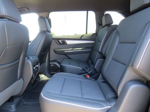 New 2026 Buick Enclave Preferred w/ Power Package image 17