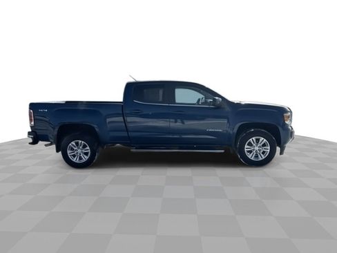 Certified 2020 GMC Canyon SLE w/ SLE Convenience Package image 9