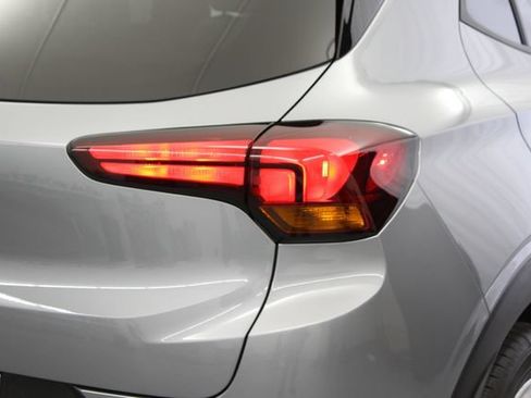 Used 2023 Buick Encore GX Preferred w/ Cold Weather Comfort Package FWD image 12