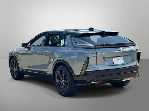 New 2026 Cadillac Lyriq Signature Sport w/ Nappa Leather Package AWD/4WD image 16