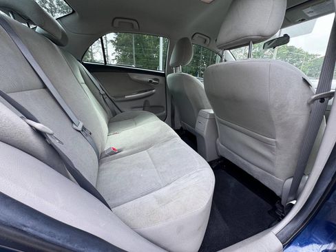 Used 2013 Toyota Corolla LE FWD image 10