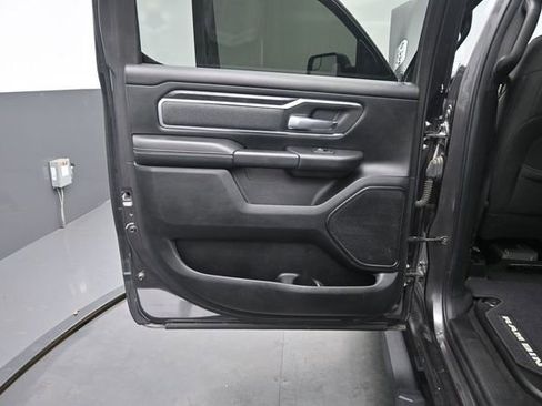 Used 2019 RAM 1500 Big Horn AWD/4WD image 14