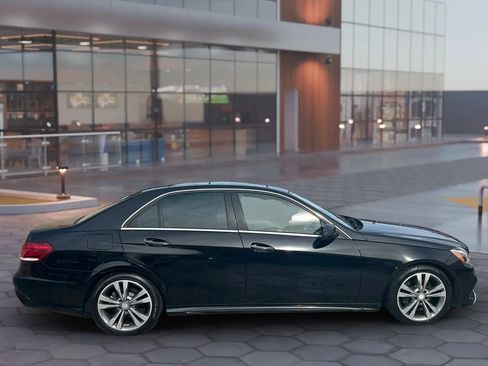 Used 2016 Mercedes-Benz E 350 E 350 4MATIC Sedan 4D w/ Premium Package image 9