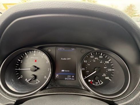 Used 2020 Nissan Rogue SL w/ Premium Package image 31