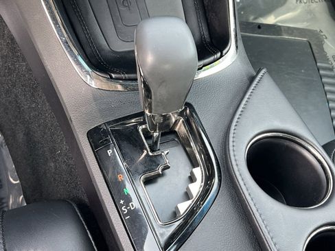 Used 2017 Toyota Avalon Limited w/ Carpet Mat Package image 20