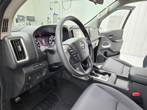 New 2026 Nissan Frontier SV w/ Tow Package image 18