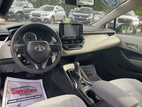Used 2021 Toyota Corolla LE FWD image 10