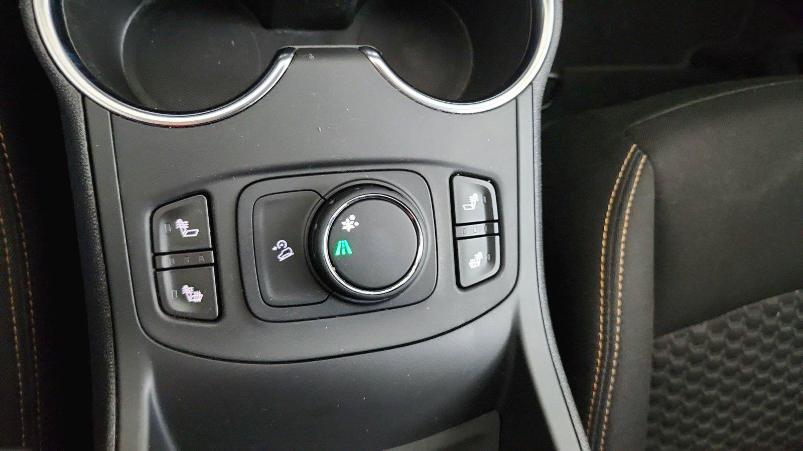 Used 2019 GMC Terrain SLE w/ Driver Convenience Package FWD image 33