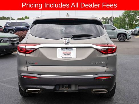 Used 2019 Buick Enclave Premium w/ Experience Buick Package FWD image 4